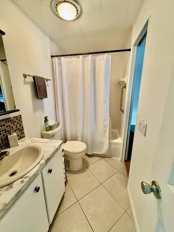 3225 South Street Hollywood FL 33021