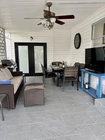 3225 South Street Hollywood FL 33021