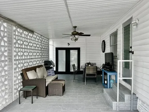 3225 South Street Hollywood FL 33021