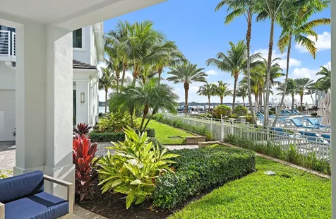 106 Water Club Court North Palm Beach FL 33408