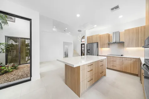 6547 Via Rosa Boca Raton FL 33433