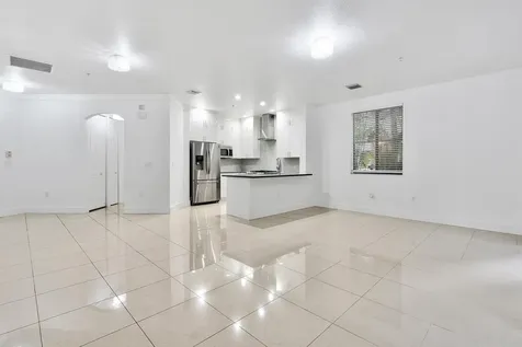 3020 NW 125th Avenue Sunrise FL 33323