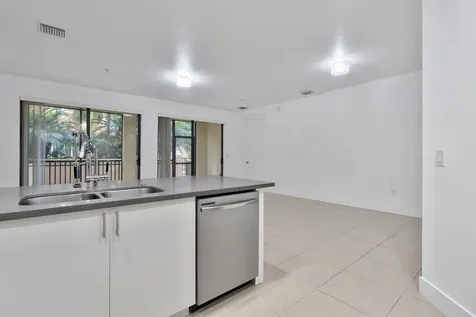 3020 NW 125th Avenue Sunrise FL 33323