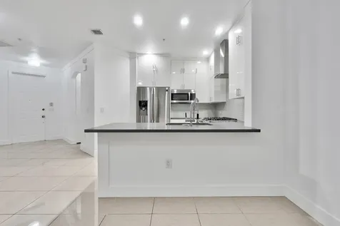 3020 NW 125th Avenue Sunrise FL 33323