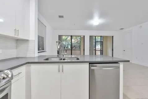 3020 NW 125th Avenue Sunrise FL 33323