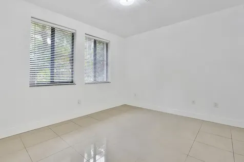 3020 NW 125th Avenue Sunrise FL 33323