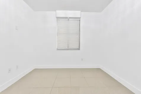 3020 NW 125th Avenue Sunrise FL 33323
