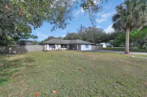 2404 Dade Road Fort Pierce FL 34982