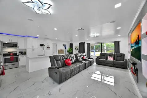 2404 Dade Road Fort Pierce FL 34982