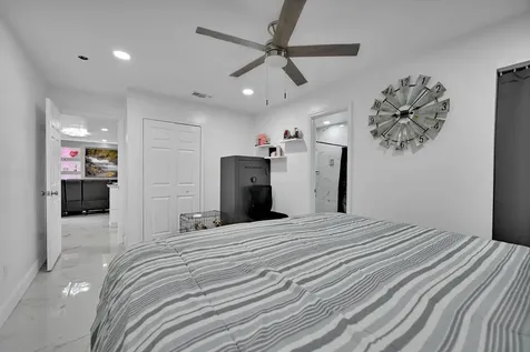 2404 Dade Road Fort Pierce FL 34982