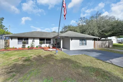 2404 Dade Road Fort Pierce FL 34982