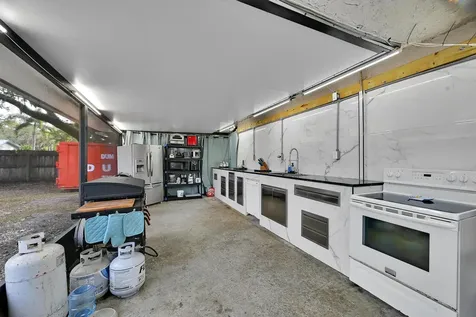2404 Dade Road Fort Pierce FL 34982
