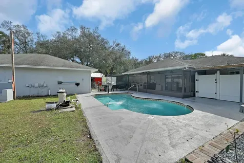 2404 Dade Road Fort Pierce FL 34982