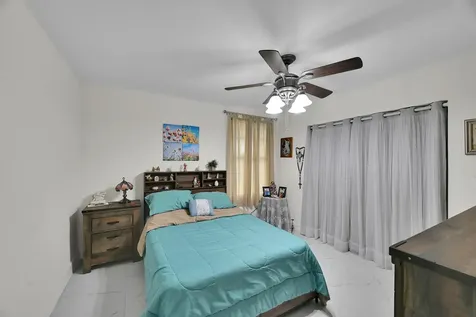 2404 Dade Road Fort Pierce FL 34982