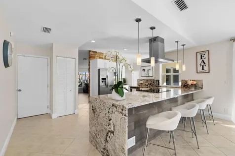 340 N Country Club Boulevard Boca Raton FL 33487