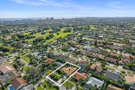 340 N Country Club Boulevard Boca Raton FL 33487