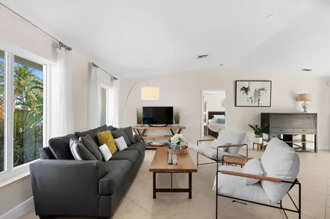 340 N Country Club Boulevard Boca Raton FL 33487