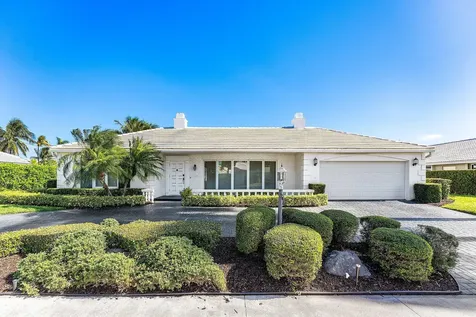 950 Sw Mulberry Way Boca Raton FL 33486