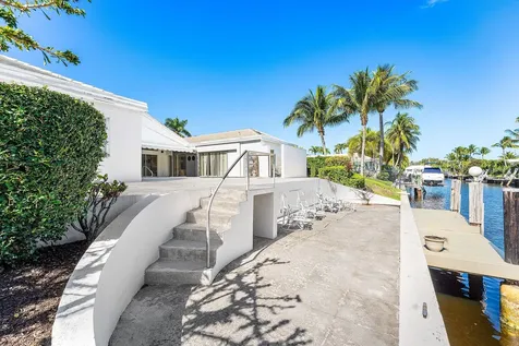 950 Sw Mulberry Way Boca Raton FL 33486