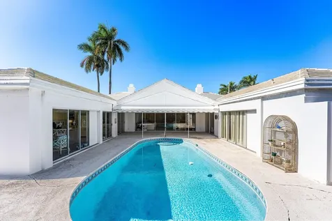 950 Sw Mulberry Way Boca Raton FL 33486