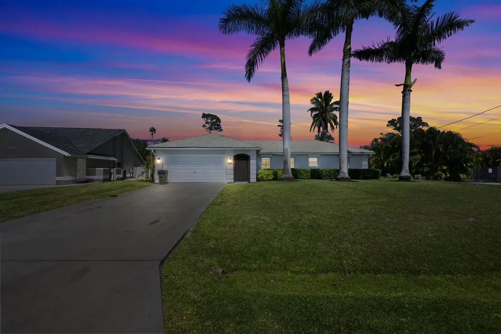131 Ne Naranja Avenue Port Saint Lucie FL 34983