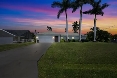 131 Ne Naranja Avenue Port Saint Lucie FL 34983