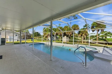 131 Ne Naranja Avenue Port Saint Lucie FL 34983