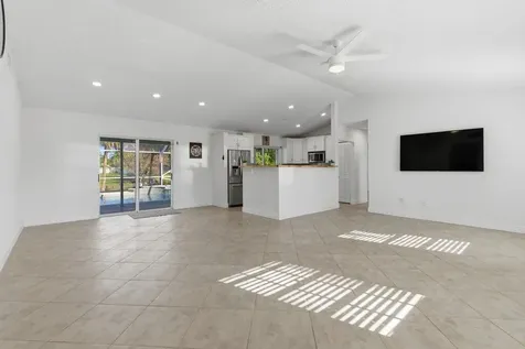 131 Ne Naranja Avenue Port Saint Lucie FL 34983