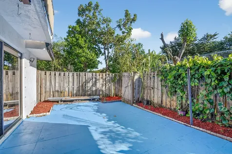 176 Woodland Road Palm Springs FL 33461