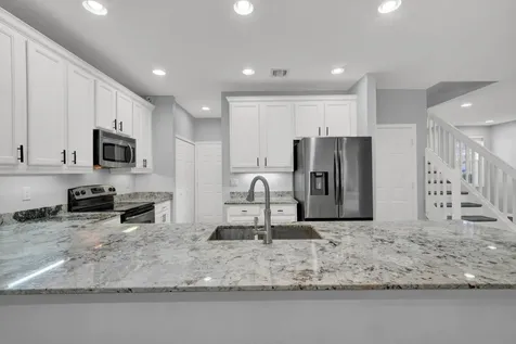 6143 Se Crooked Oak Avenue Hobe Sound FL 33455