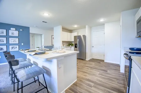 573 Sw Bayshore Boulevard Port Saint Lucie FL 34984