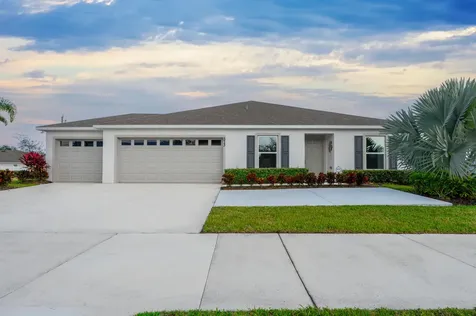 573 Sw Bayshore Boulevard Port Saint Lucie FL 34984