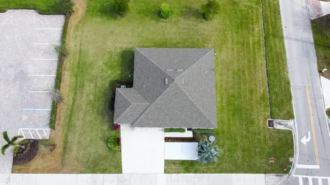 573 Sw Bayshore Boulevard Port Saint Lucie FL 34984