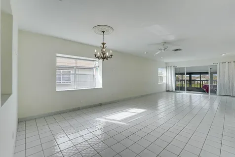13679 Date Palm Court Delray Beach FL 33484