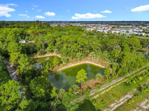 15595 43rd Road Loxahatchee Groves FL 33470