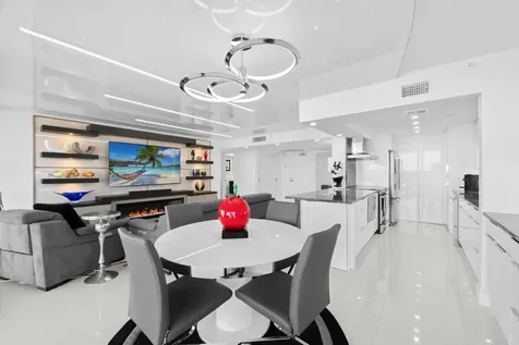 899 Jeffery Street Boca Raton FL 33487