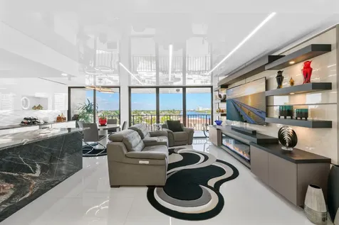 899 Jeffery Street Boca Raton FL 33487