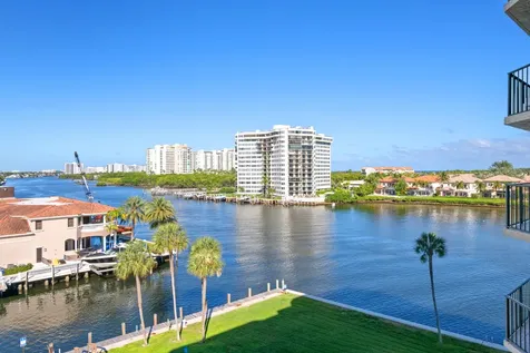 899 Jeffery Street Boca Raton FL 33487