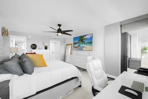 899 Jeffery Street Boca Raton FL 33487