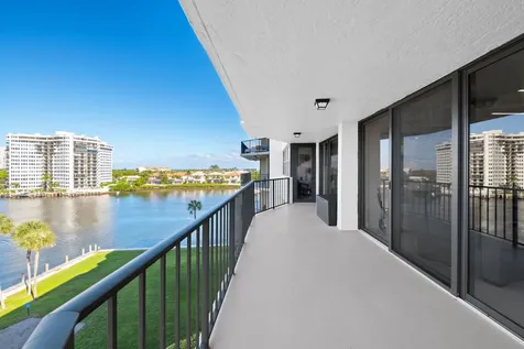 899 Jeffery Street Boca Raton FL 33487