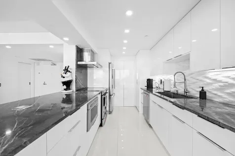 899 Jeffery Street Boca Raton FL 33487