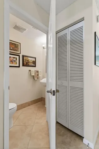 818 Ocean Dunes Circle Jupiter FL 33477
