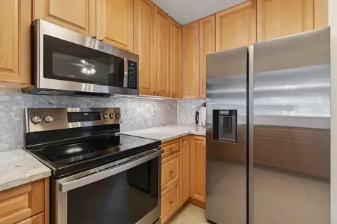 818 Ocean Dunes Circle Jupiter FL 33477