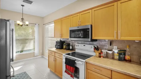 222 Sw Manatee Springs Way Port Saint Lucie FL 34986
