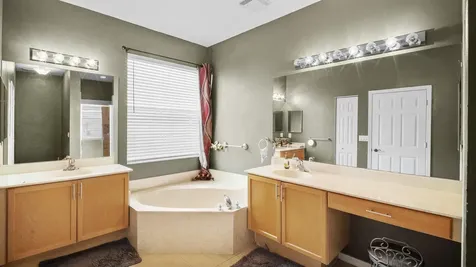 222 Sw Manatee Springs Way Port Saint Lucie FL 34986
