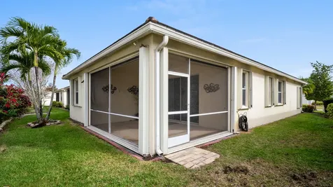 222 Sw Manatee Springs Way Port Saint Lucie FL 34986