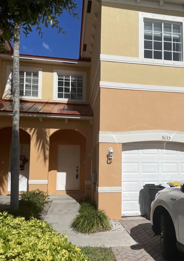 5135 SE Mariner Garden Circle Stuart FL 34997