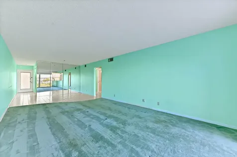 2905 Victoria Place Coconut Creek FL 33066