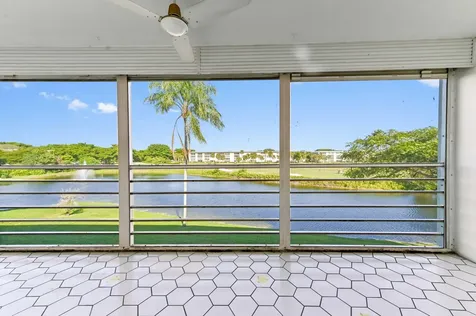 2905 Victoria Place Coconut Creek FL 33066