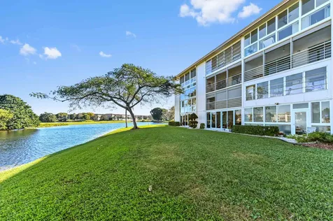 2905 Victoria Place Coconut Creek FL 33066
